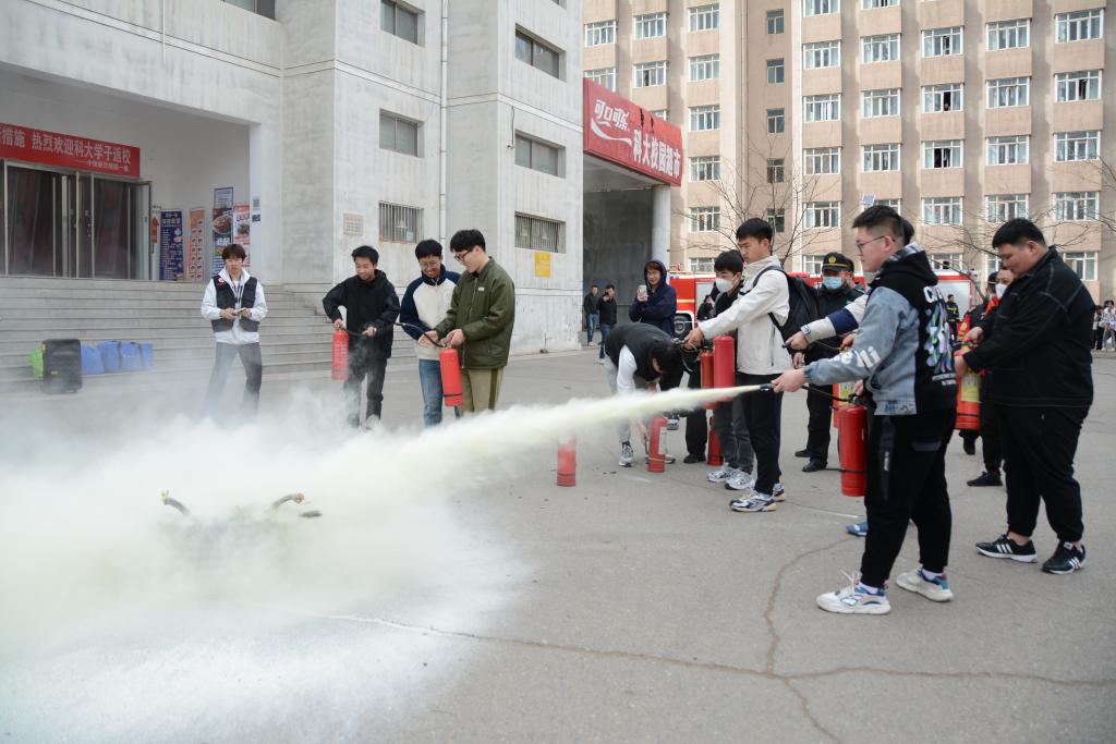 泰国东南亚3D彩票