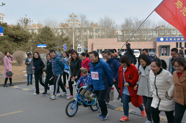 马克思主义学院“庆三八”健康大步走活动 泰国东南亚3D彩票