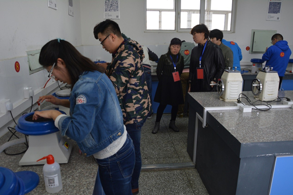 泰国东南亚3D彩票